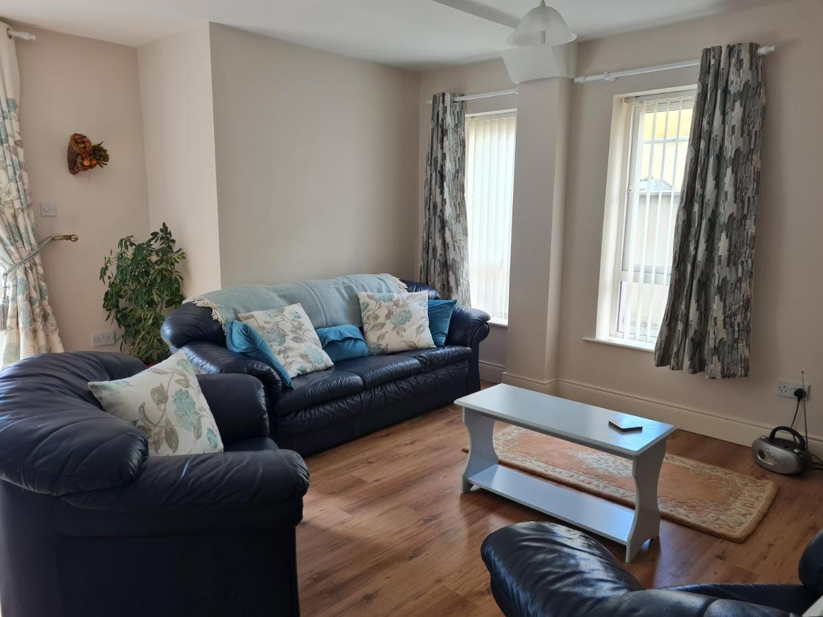 Arasain Bhalor Apartment ฟาลคาร์ราห์ ภายนอก รูปภาพ